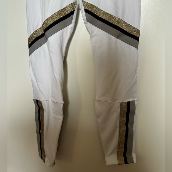 Nike Workout Set - Picture 6 of 8